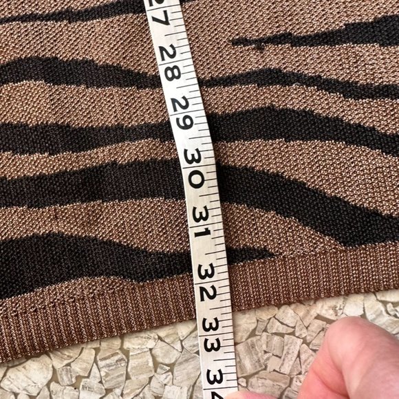 Stunning Zebra striped ZARA set copper Lurex sparkle runs through the pant & top - Picture 5 of 10
